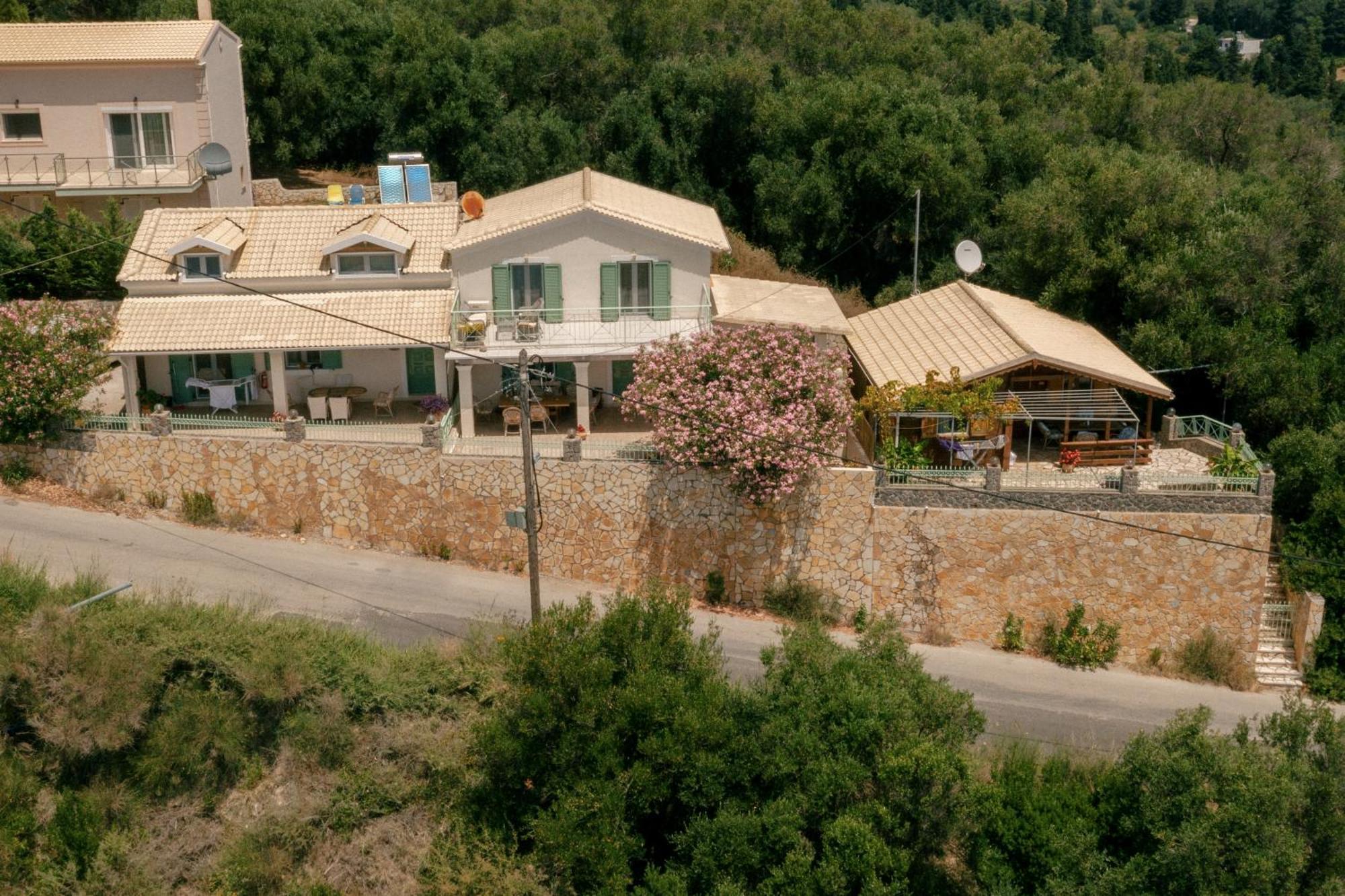 Delfini Resort Agios Georgios Pagon Eksteriør billede